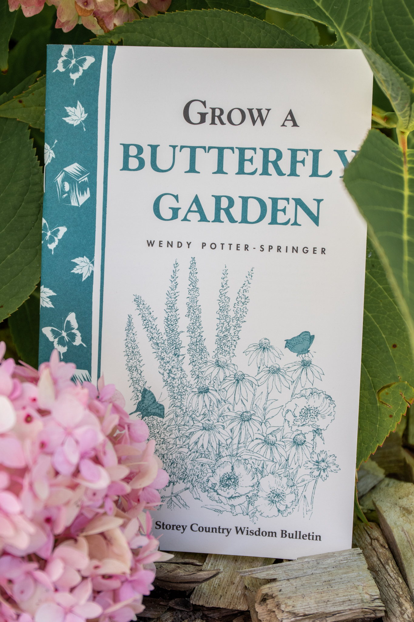 "How to Grow a Butterfly Garden"Booklet - Image 2