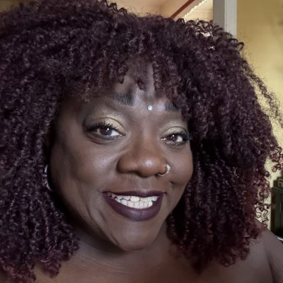 Thornetta Davis Photo 1